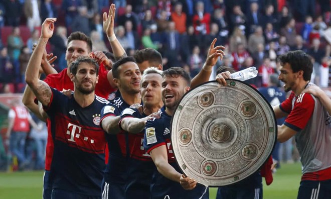 Bayern Munich có chiếc đĩa bạc thứ 28 (Nguồn: Guardian)