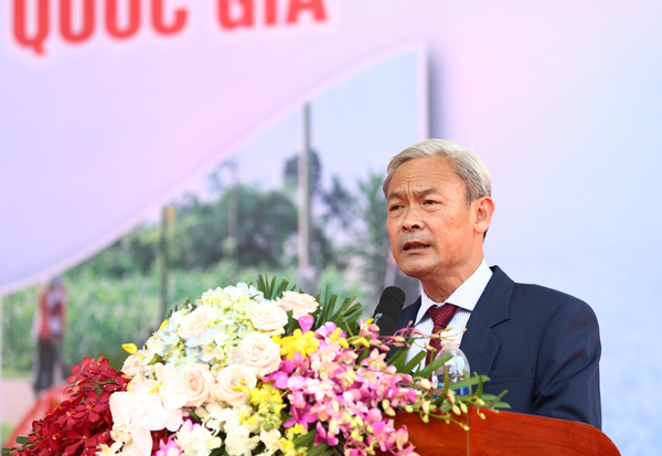 Bí thư Tỉnh ủy Nguyễn Phú Cường phát biểu tại buổi lễ.