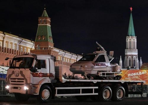 Xe tải chở xe trượt tuyết gắn súng TTM-1901 Berkut. (Nguồn: Sputnik)