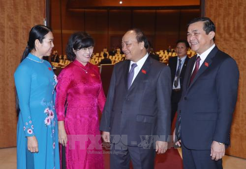 Thủ tướng Nguyễn Xuân Phúc và các đại biểu Quốc hội. Ảnh: Thống Nhất – TTXVN