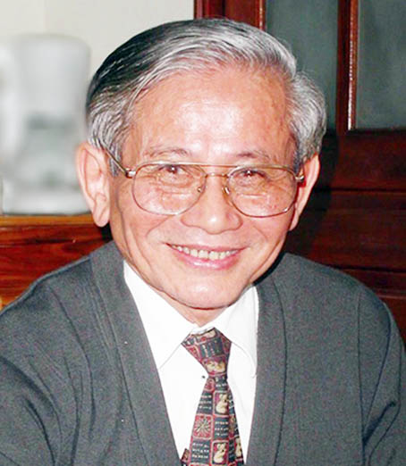 Giáo sư Phan Huy Lê.