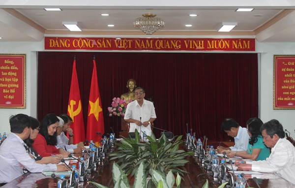 Đồng chí Trần Văn Tư, Phó bí thư thường trực Tỉnh ủy chủ trì hội nghị giao ban các ban Đảng Tỉnh ủy 