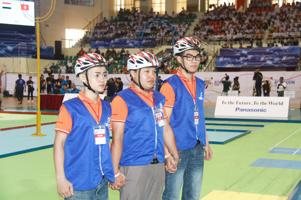 Các thành viên đội LH-GALAXY trong trận chung kết