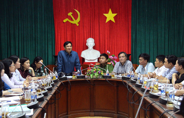 Phó chủ tịch thường trực HĐND tỉnh Nguyễn Sơn Hùng phát biểu tại buổi giám sát.