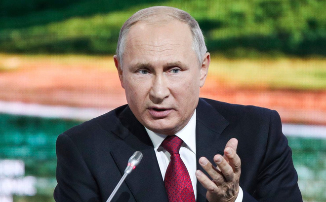 Tổng thống Nga Vladimir Putin tại Diễn đàn Kinh tế Phương Đông. Ảnh: Washington Post