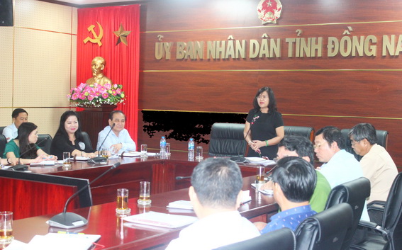 Tại cuộc họp ngày 23-10, Phó chủ tịch UBND tỉnh Nguyễn Hòa Hiệp yêu cầu các sở, ngành liên quan phải vào cuộc quyết liệt, tăng cường trách nhiệm trong xử lý nợ bảo hiểm.