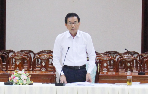 Phó Chủ tịch UBND tỉnh Võ Văn Chánh chủ trì buổi làm việc