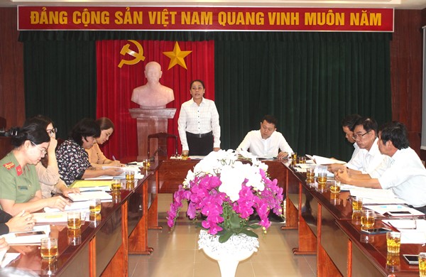 Bà Nguyễn Thị Mộng Bình, Phó giám đốc Sở Văn hóa – thể thao và du lịch phát biểu tại buổi làm việc