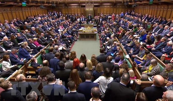 Toàn cảnh phiên họp bỏ phiếu của Hạ viện Anh về thỏa thuận Brexit ngày 15-1. (Nguồn: AFP/TTXVN)