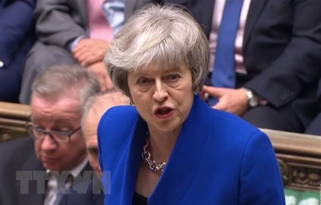 Thủ tướng Anh Theresa May phát biểu sau phiên bỏ phiếu tín nhiệm của Hạ viện ở London ngày 16-1-2019. (Ảnh: AFP/TTXVN)