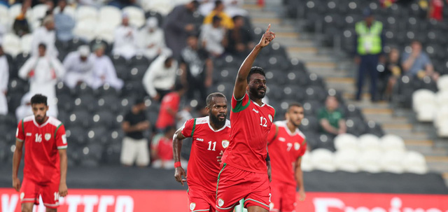 Các cầu thủ Oman ăn mừng bàn thắng vào lưới Turkmenistan - Ảnh: AFC