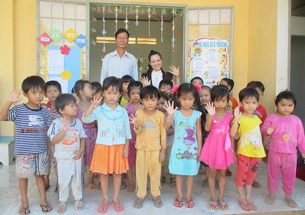 Từ điểm trường tạm bợ, nay con em khu Bàu Lúa Ma (ấp 2, xã Thanh Sơn, huyện Định Quán) đã có trường mẫu giáo, tiểu học khang trang