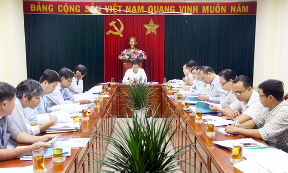 Phó chủ tịch UBND tỉnh Võ Văn Chánh chủ trì cuộc họp