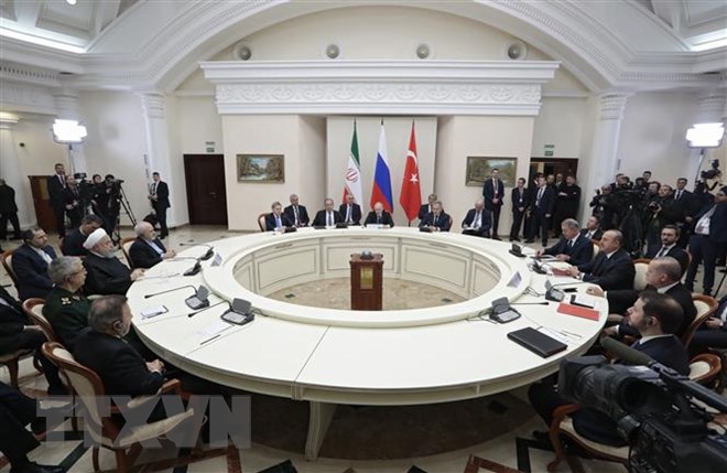 Toàn cảnh Hội nghị thượng đỉnh ba bên về Syria ở Sochi (Nga) ngày 14-2-2019. (Ảnh: AFP/TTXVN)