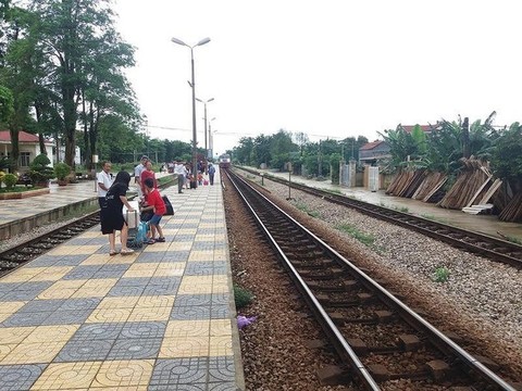 An upcoming Bien Hoa – Vung Tau Railway project, which would traverse Binh Duong, Dong Nai and Ba Ria – Vung Tau provinces, should be financed with public-private partnerships, consultants have recommended. — Photo plo.vn