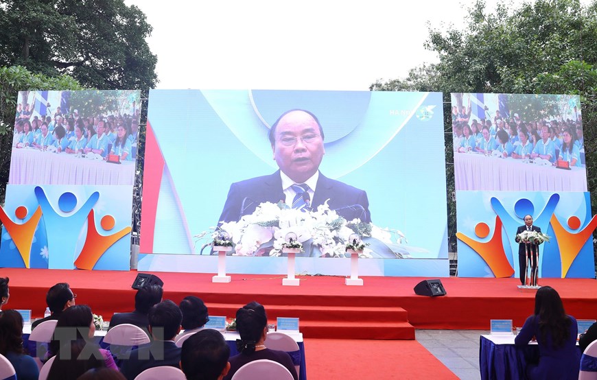 Thủ tướng Nguyễn Xuân Phúc phát biểu tại Lễ phát động Năm an toàn cho phụ nữ và trẻ em. (Ảnh: Thống Nhất/TTXVN)