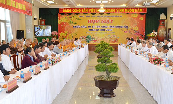 Tỉnh ủy, HĐND, UBND, Ủy ban MTTQ Việt Nam tỉnh họp mặt chức sắc, tu sĩ tôn giáo dịp Tết Kỷ Hợi 2019