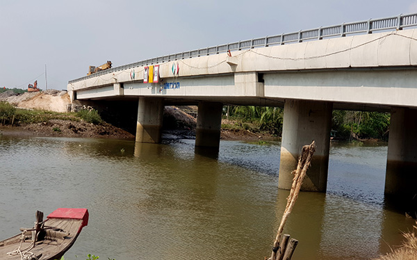 Cầu bắc qua sông Đồng Môn (thuộc xã Phước Thiền, huyện Nhơn Trạch) của dự án đường 319 nối với đường cao tốc TP.Hồ Chí Minh - Long Thành - Dầu Giây đã thi công xong. Ảnh: K.Giới
