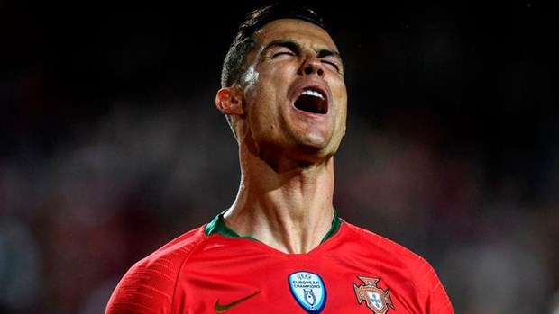  Ronaldo không thể giúp Bồ Đào Nha giành chiến thắng.