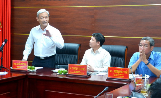 Bí thư Tỉnh ủy Nguyễn Phú Cường phát biểu tại buổi làm việc