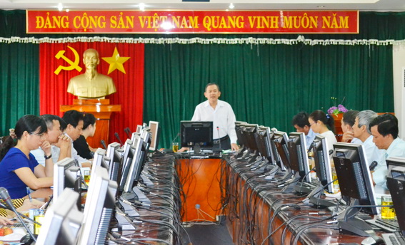 Phó trưởng ban Tuyên giáo Tỉnh ủy Phạm Tấn Linh phát biểu tại hội nghị.