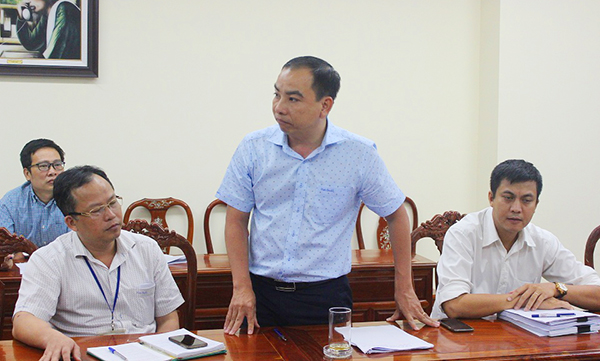 Phó chủ tịch UBND TP.Biên Hòa Huỳnh Tấn Lộc phát biểu ý kiến. 