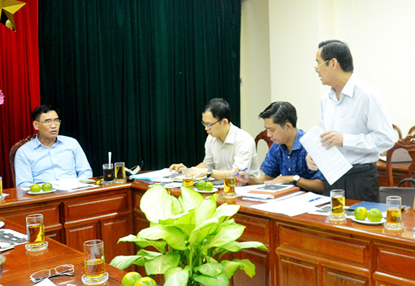 Giám đốc Sở Giao thông - vận tải Trịnh Tuấn Liêm báo cáo về dự án