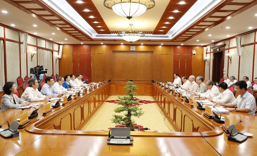 Tổng Bí thư, Chủ tịch nước Nguyễn Phú Trọng chủ trì họp Bộ Chính trị. (Ảnh: Trí Dũng/TTXVN)