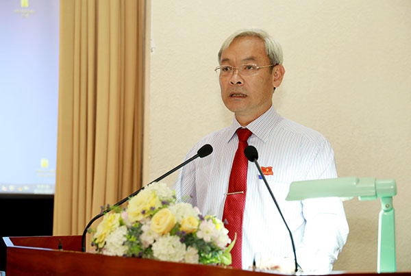 Đồng chí Nguyễn Phú Cường, Bí thư Tỉnh ủy, Chủ tịch HĐND tỉnh phát biểu khai mạc kỳ họp