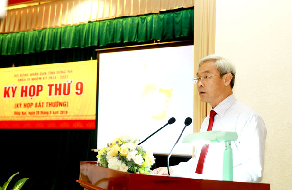 Ủy viên Trung ương Đảng, Bí thư Tỉnh ủy, Chủ tịch HĐND tỉnh Nguyễn Phú Cường phát biểu tại kỳ họp lần thứ 9, kỳ họp bất thường HĐND tỉnh
