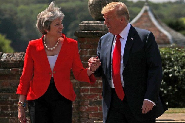 Bà Theresa May sẽ thảo luận với ông Donald Trump về quan hệ kinh tế trong tương lai. (Nguồn: Reuters)