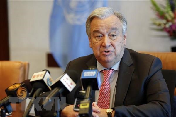 Tổng Thư ký Liên hợp quốc Antonio Guterres phát biểu trong cuộc họp báo tại New York, Mỹ. (Nguồn: THX/TTXVN)