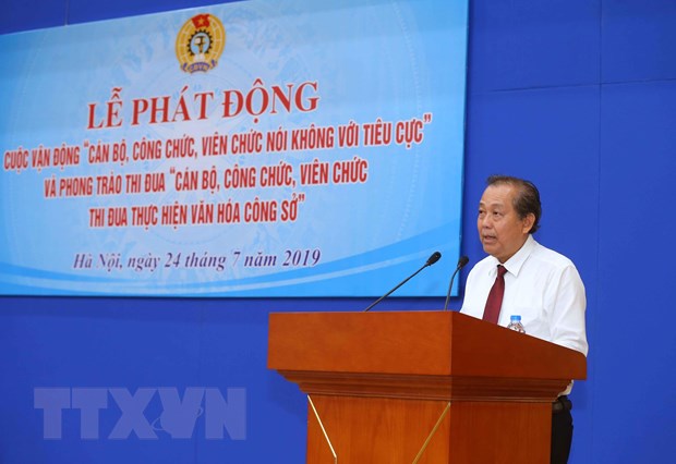 Phó Thủ tướng Thường trực Chính phủ Trương Hòa Bình phát biểu chỉ đạo cuộc vận động. (Ảnh: Doãn Tấn/TTXVN)