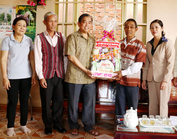 Huy động sức mạnh từ nhân dân