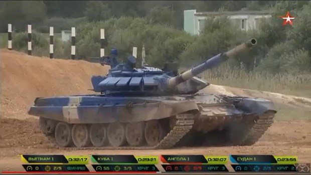 Xe tăng của đội Việt Nam ở chung kết cuộc thi Tank Biathlon.