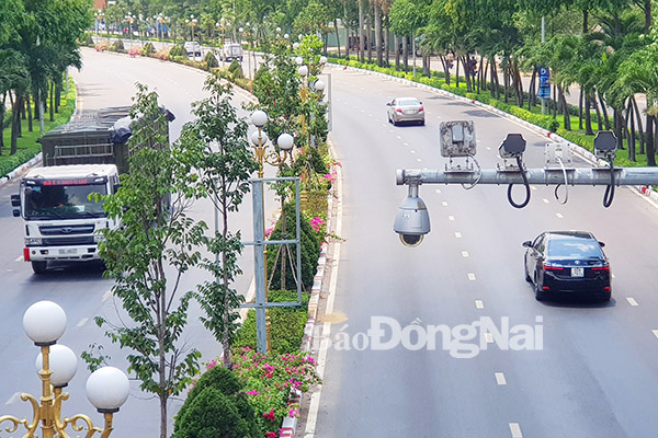 Một hệ thống camera giám sát giao thông trên đường Nguyễn Ái Quốc (TP.Biên Hòa)
