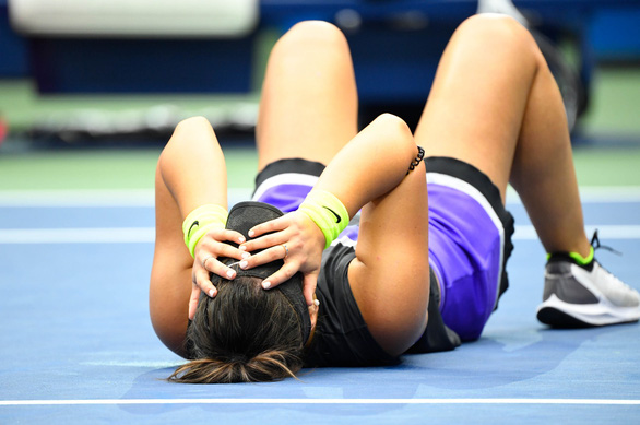 Tay vợt 19 tuổi Andreescu vỡ òa sau khi vô địch Giải Mỹ mở rộng 2019 - Ảnh: REUTERS