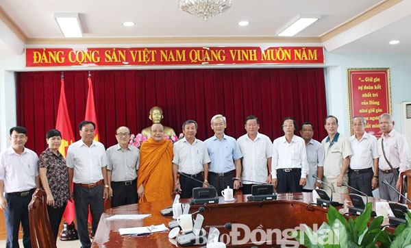 Thường trực Tỉnh ủy gặp mặt đoàn đại biểu tỉnh Đồng Nai trước khi đoàn lên đường tham dự Đại hội đại biểu toàn quốc MTTQ Việt Nam lần thứ IX