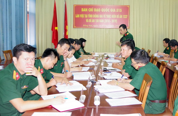 Đại tá Đào Quang Hòa phát biểu tại buổi làm việc
