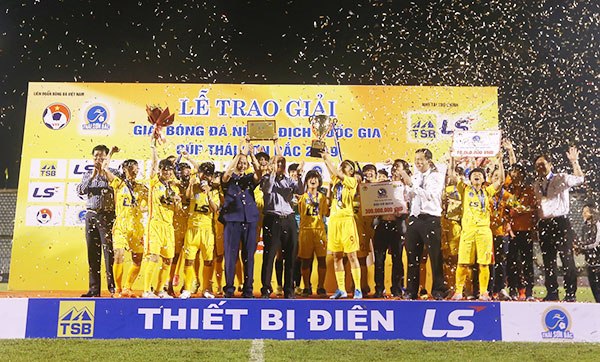 Đội TP Hồ Chí Minh I đã vô địch sớm trước 1 vòng đấu tại giải bóng đá nữ VĐQG - Cúp Thái Sơn Bắc 2019