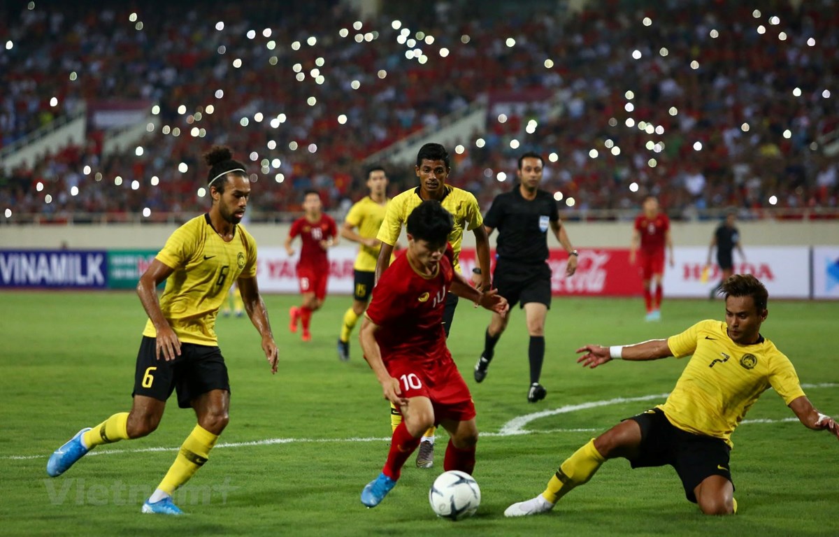 HLV Malaysia từ chối trả lời phỏng vấn báo chí sau thất bại 0-1 trước tuyển Việt Nam tại vòng loại World Cup 2022. (Ảnh: Nguyên An)