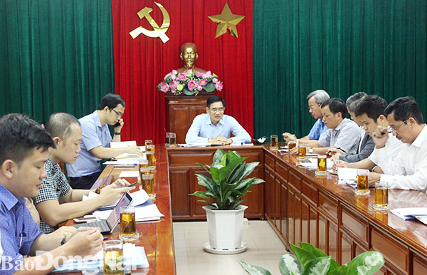 Phó chủ tịch UBND tỉnh Trần Văn Vĩnh họp về dự án Khu dân cư Long Thành