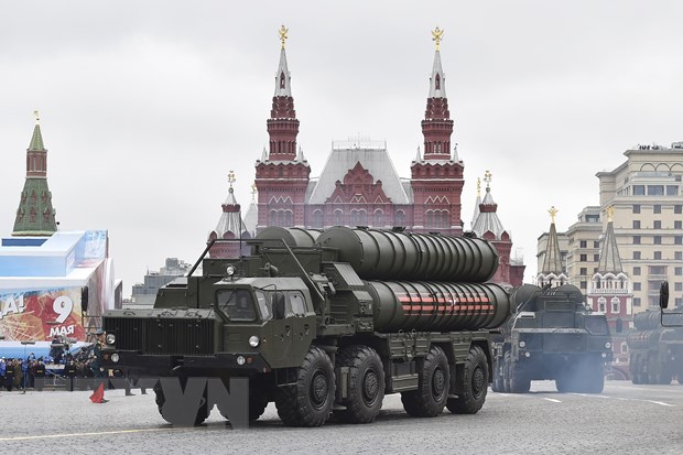 Hệ thống tên lửa đất đối không S-400 Triumph của Nga. (Nguồn: AFP/TTXVN)