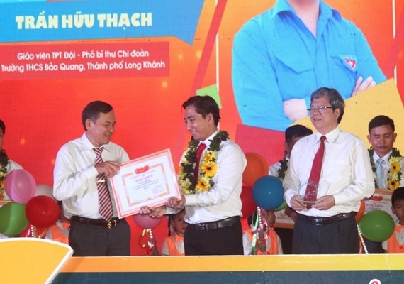 Nghi thức tuyên dương Nhà giáo trẻ tiêu biểu tỉnh năm 2019