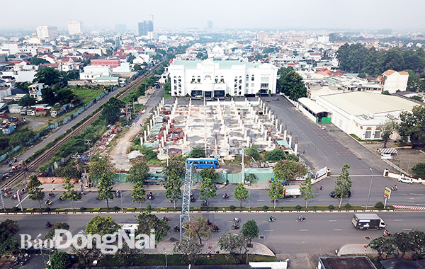 Nhiều hạng mục của Dự án khu phức hợp thương mại dịch vụ và căn hộ cao cấp tại phường Tân Tiến, TP.Biên Hòa được chủ đầu tư xây dựng khi chưa được cho phép chuyển mục đích sử dụng đất