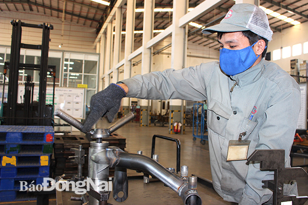 Sản xuất linh kiện xe đạp địa hình tại Khu công nghiệp Giang Điền (huyện Trảng Bom)