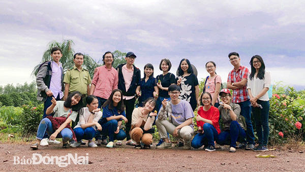 Các tác giả trẻ tham gia trại sáng tác do Hội Văn học nghệ thuật Đồng Nai tổ chức
