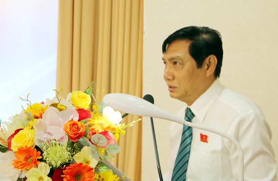 Phó chủ tịch thường trực HĐND Nguyễn Sơn Hùng phát biểu khai mạc kỳ họp