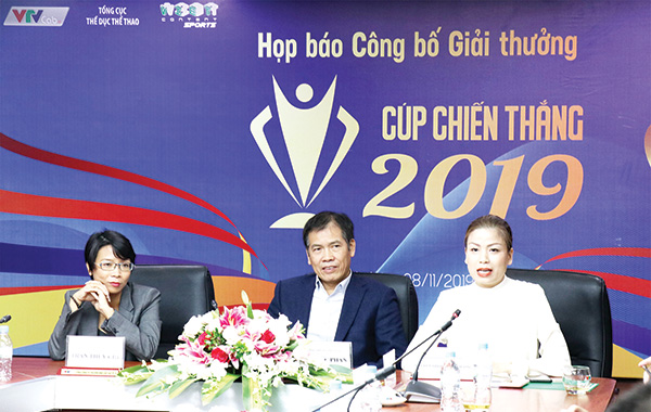 Ban tổ chức trả lời báo chí tại buổi phát động giải thưởng Cúp Chiến thắng 2019