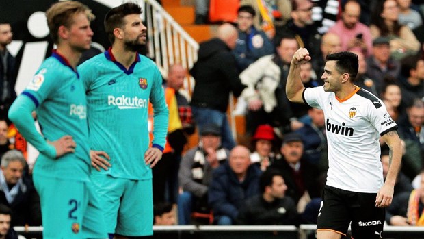 Valencia khiến Barcelona rời Mestalla với hai bàn tay trắng. (Nguồn: Getty Images)